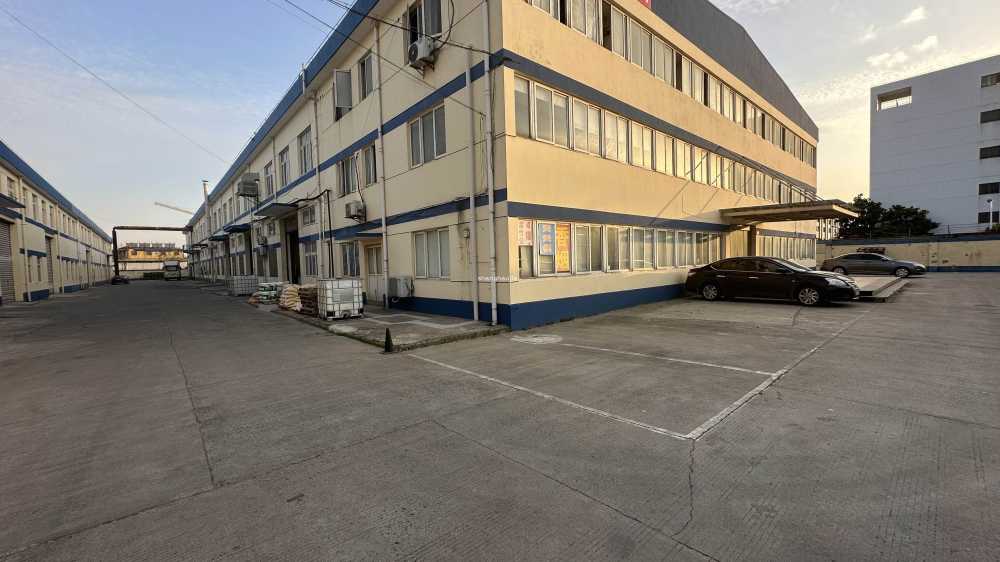 环氧地坪,配电1000KVA,3吨行车