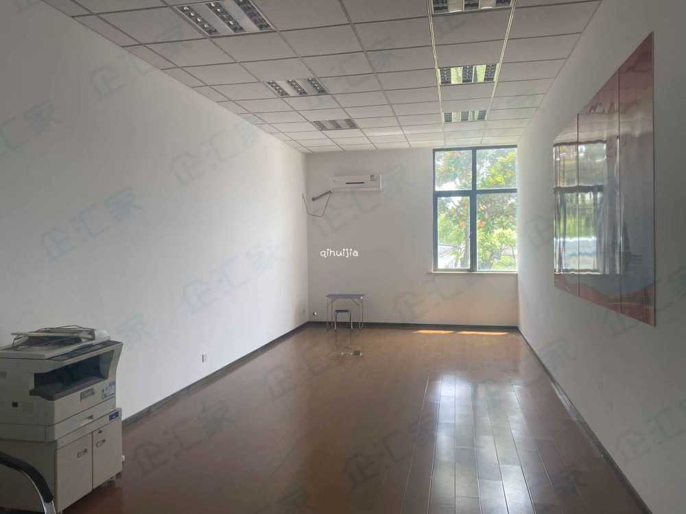 标准园区,停车位充足,精装办公司