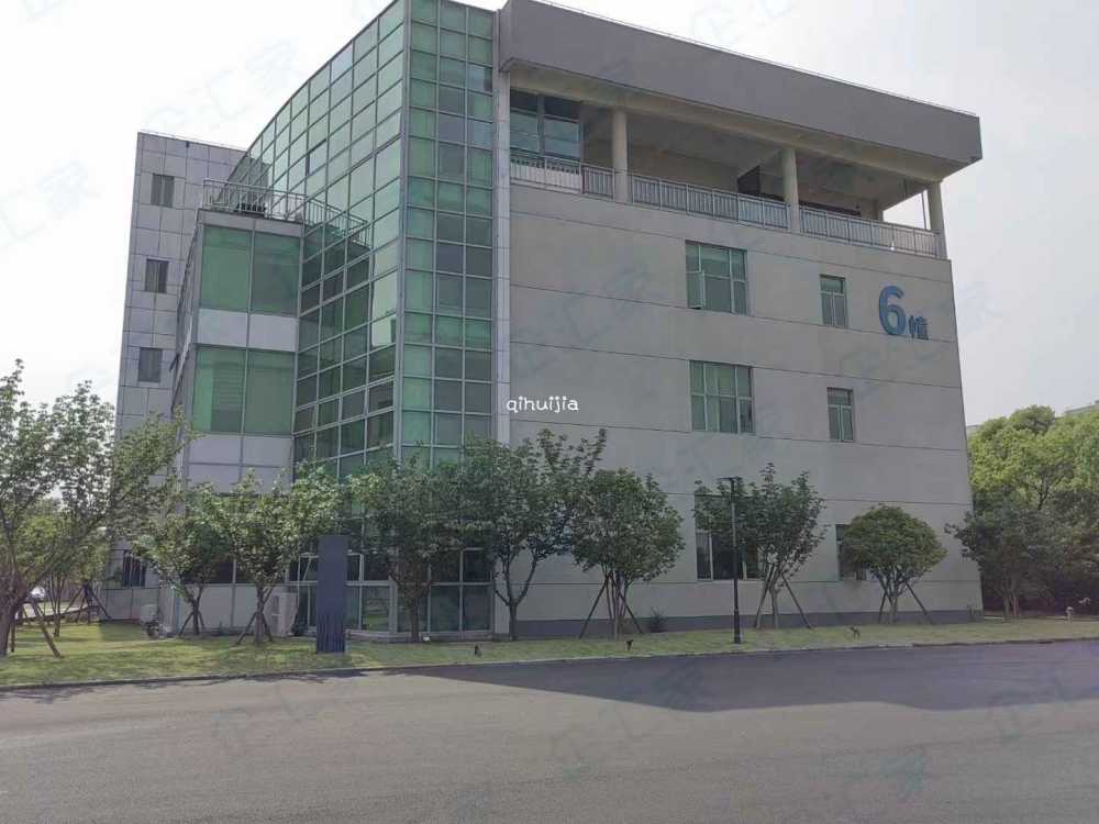 104地块,809平起租