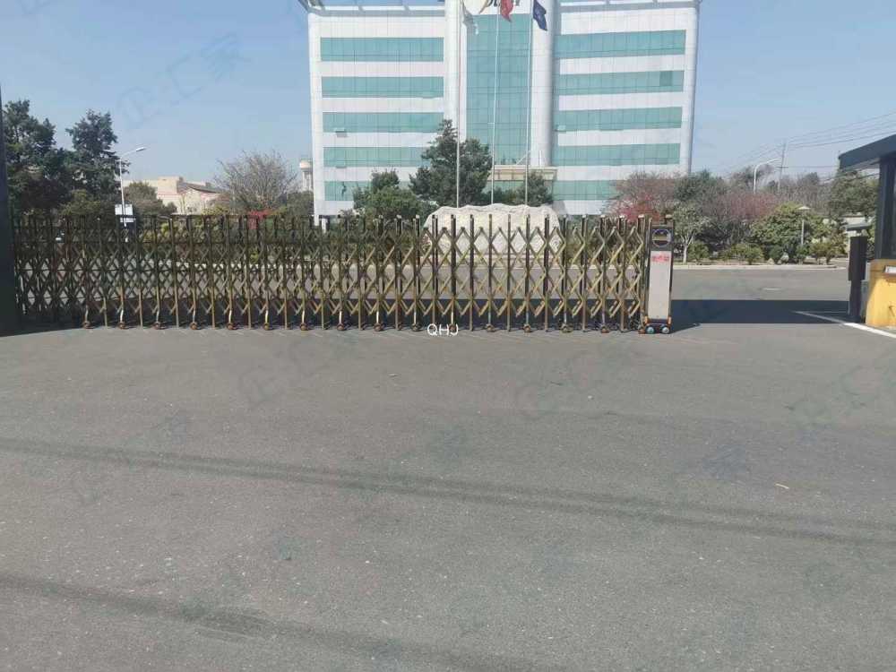 单层高8-13米,园区场地大,大小面积可分租