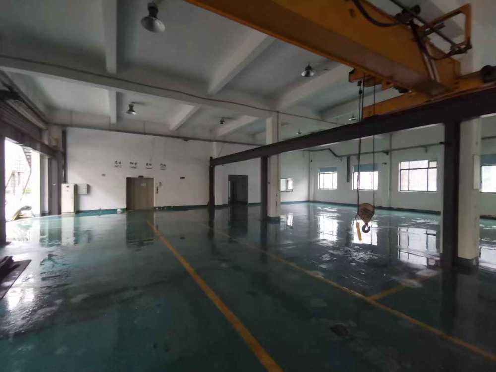 层高5-6米,配电300kv