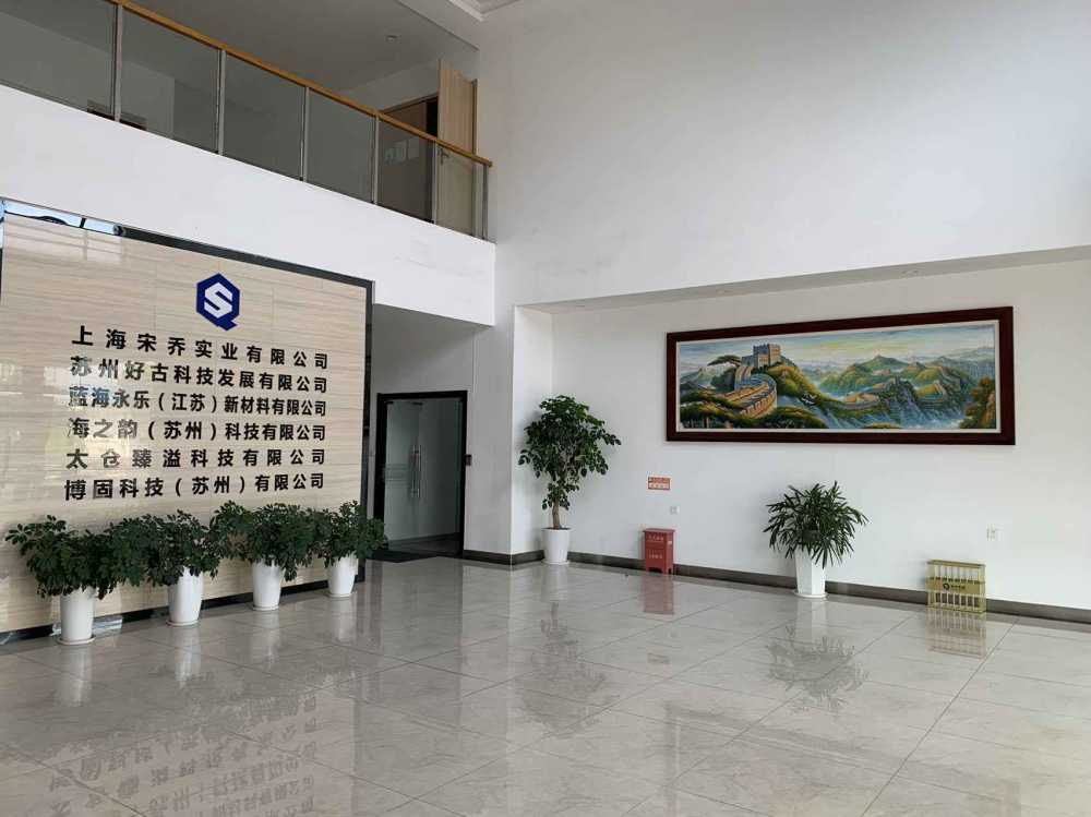 行车可架10吨,层高9米,有货梯