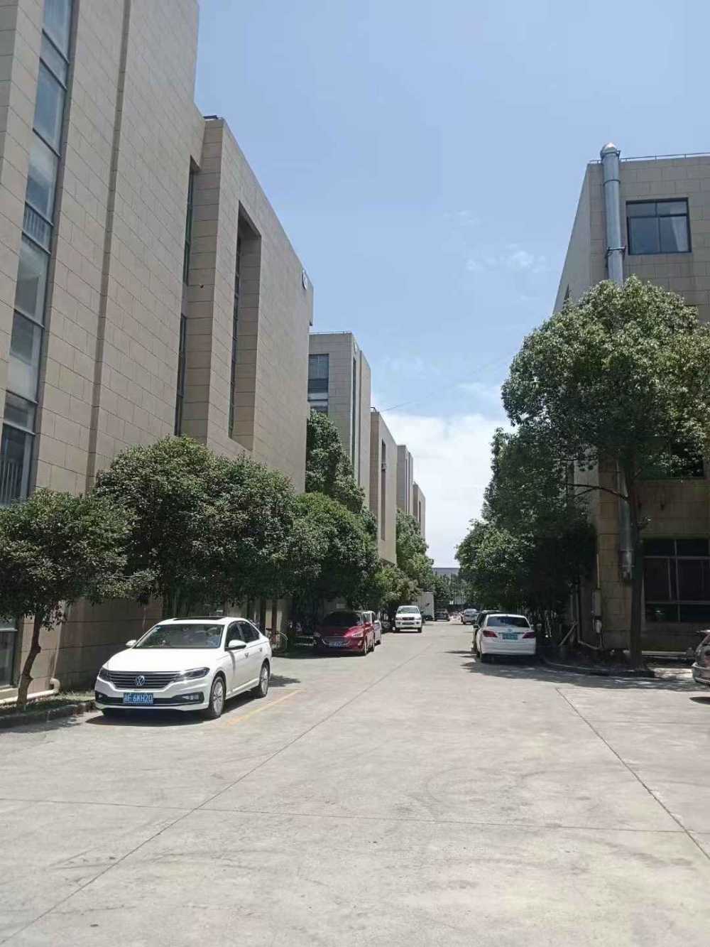 可整租,层高4米