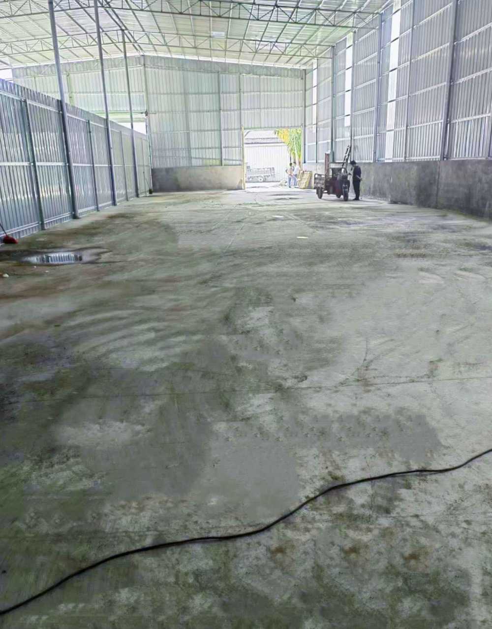 独门独院,滴水8米,全新厂房