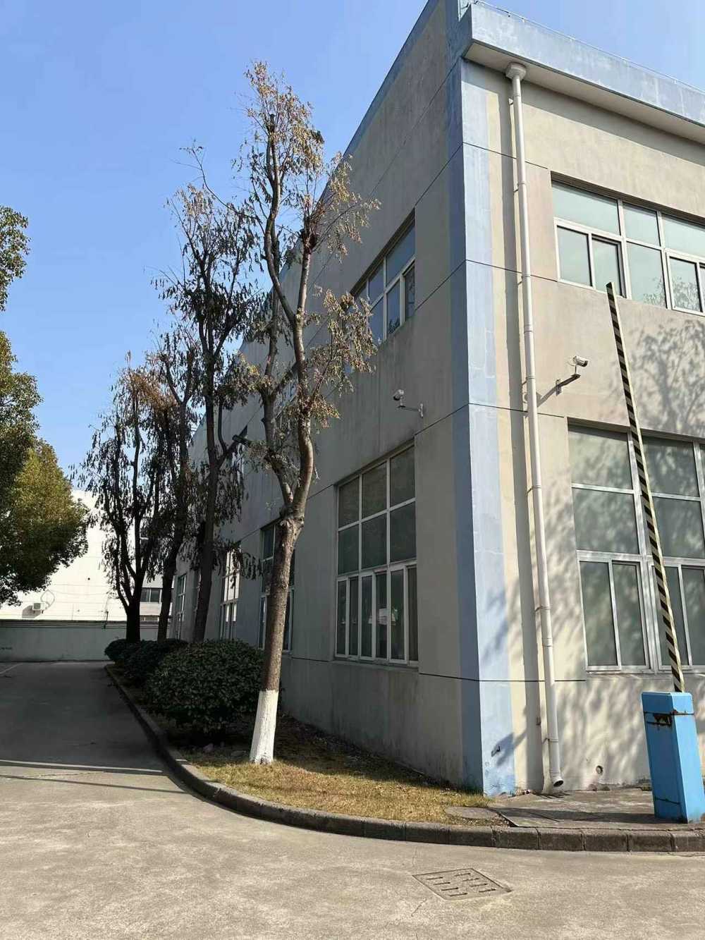 有牛腿可架行车,层高9.5米