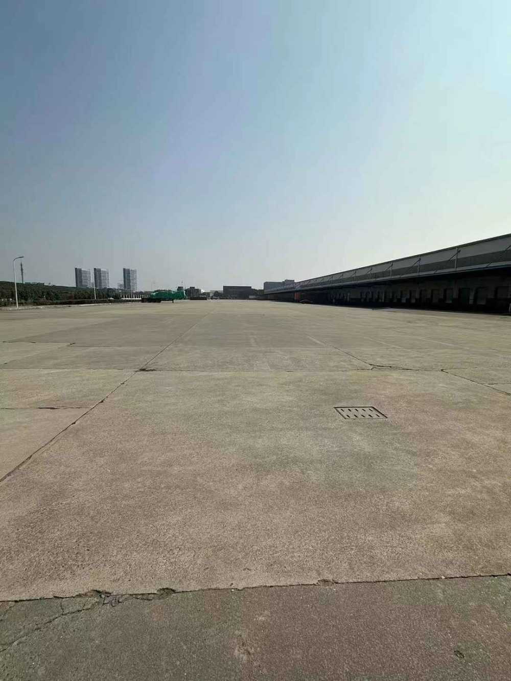 空置一个分区5000平方,九月份空出