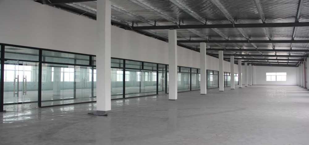 104工业地块,层高9米,承重250公斤