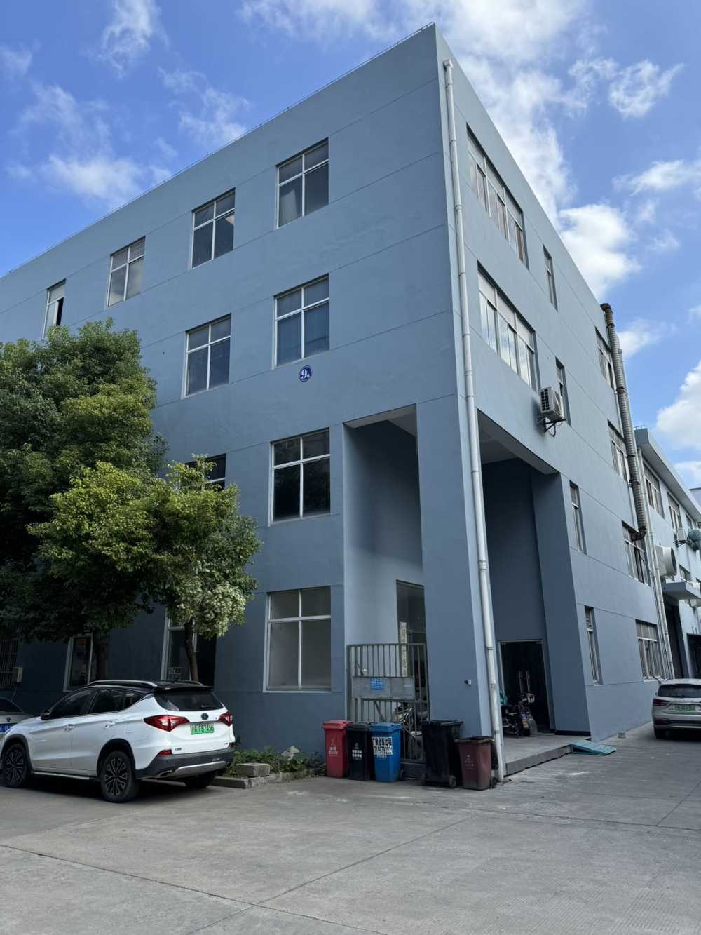火车头厂房