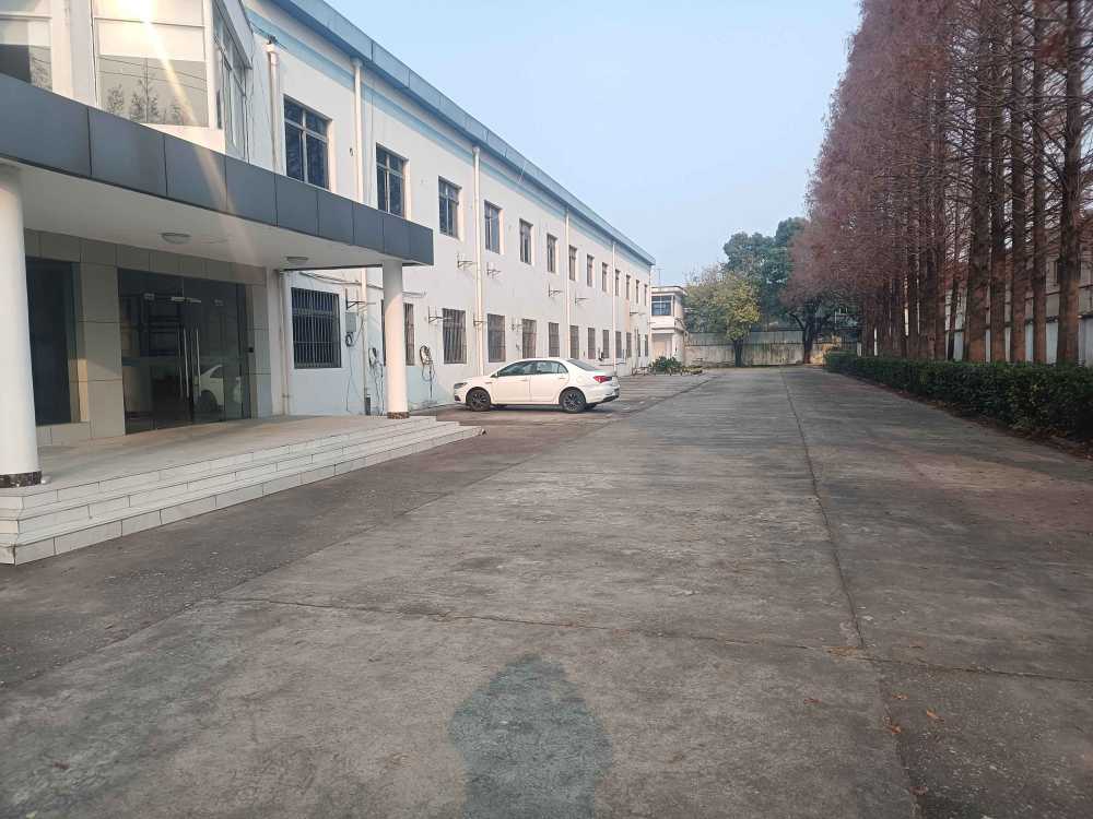 可整租,可分租,半年付