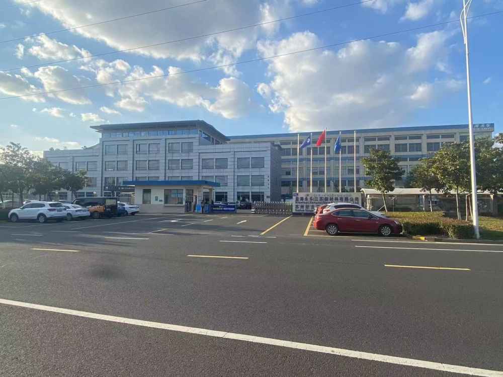环氧地坪，带行车，精装办公室