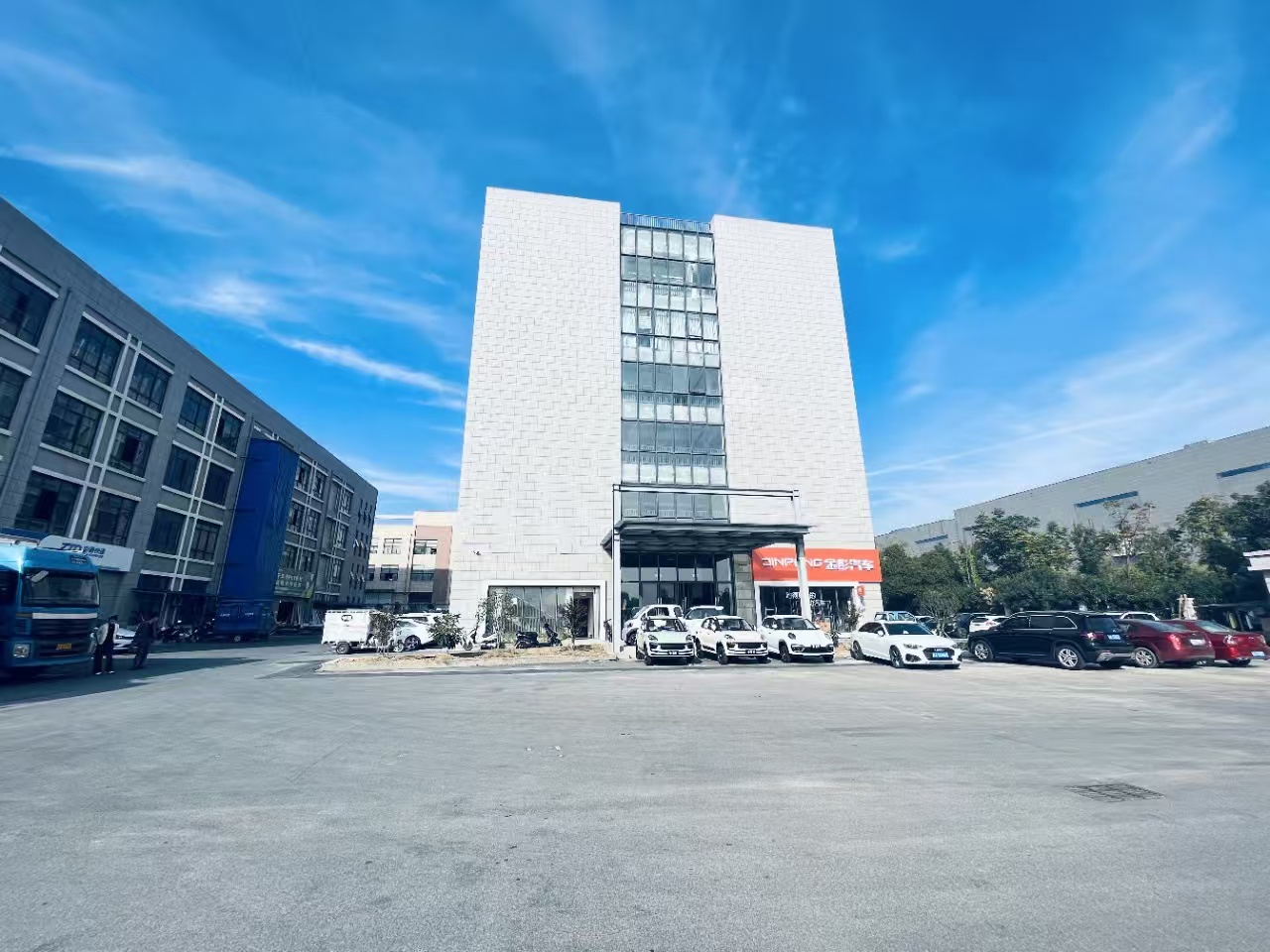 多层，精装办公，喷淋消防