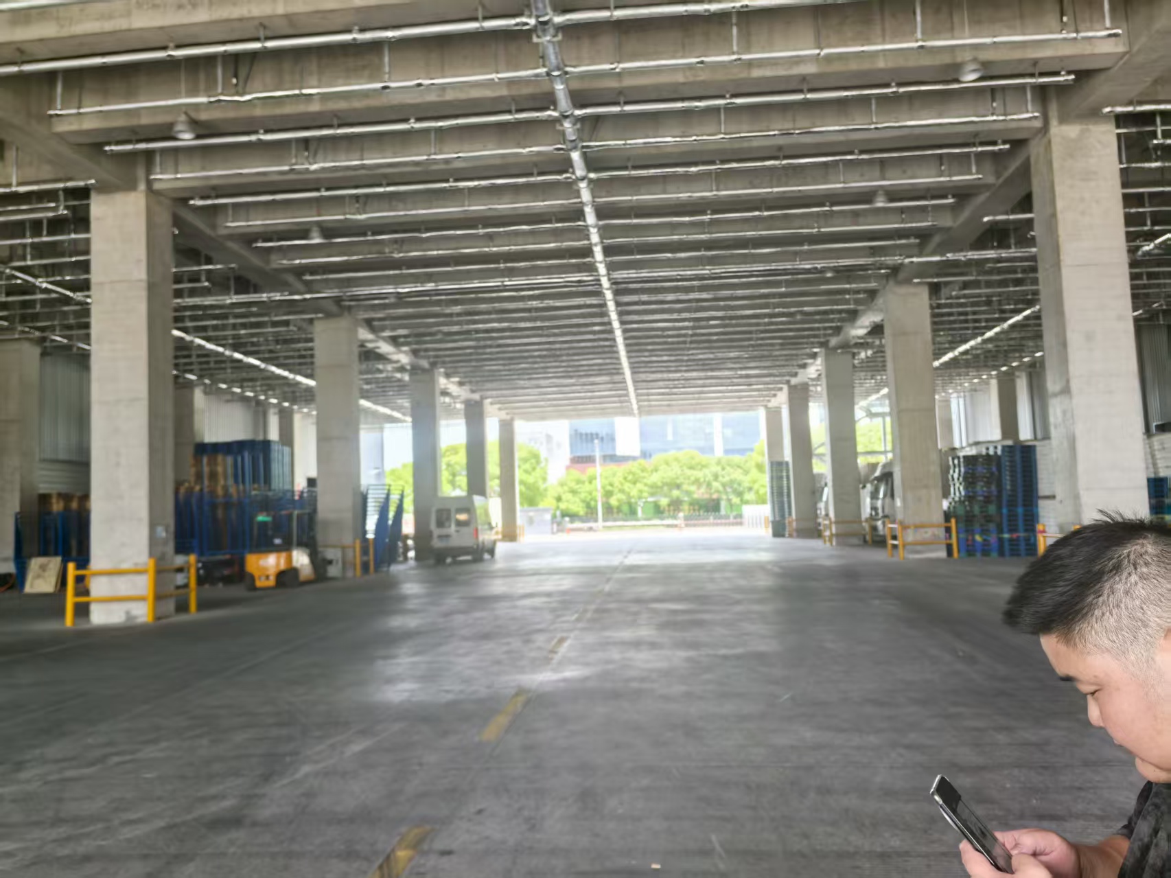 新建坡道库，单边月台，丙二类消防