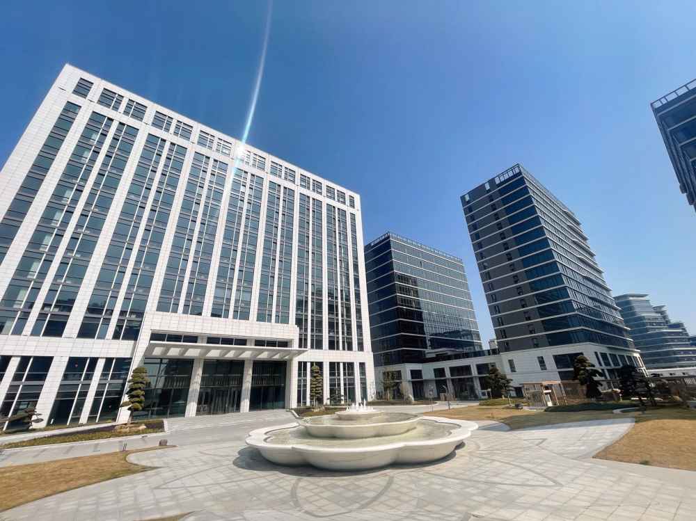 高层办公 研发独栋 精装实验室