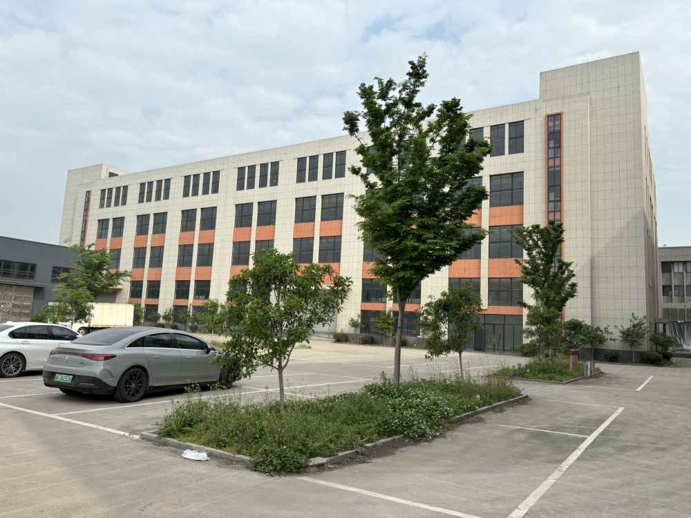 丙2类，带喷淋