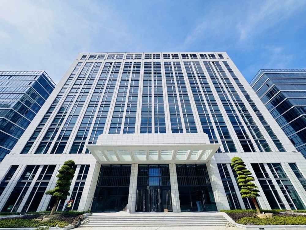 高层办公 研发独栋 精装实验室